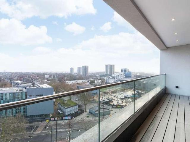 Flat for sale in Belsize Park, Greater London
