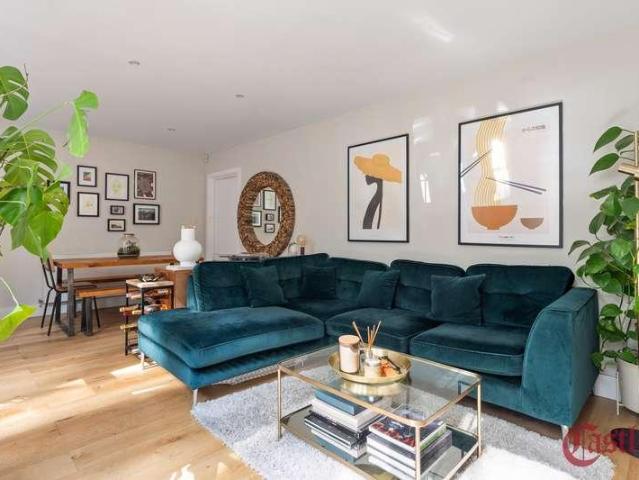 Flat for sale in Clapton, Lower Clapton