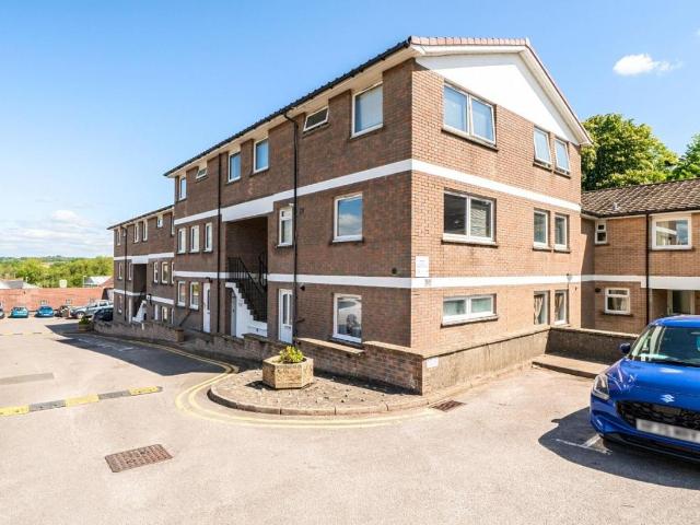 Flat for sale in Fordington, East Dorset