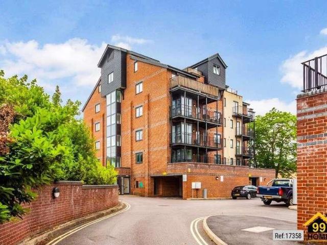 Flat for sale in Hockerill, Colliers End