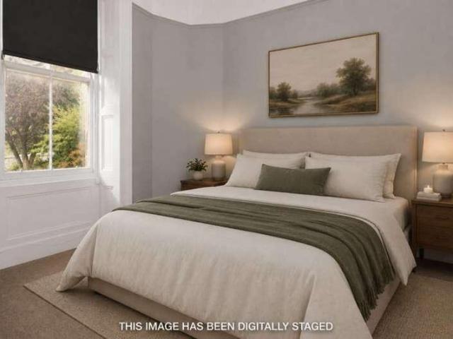 Flat for sale in Haymarket, Scotland