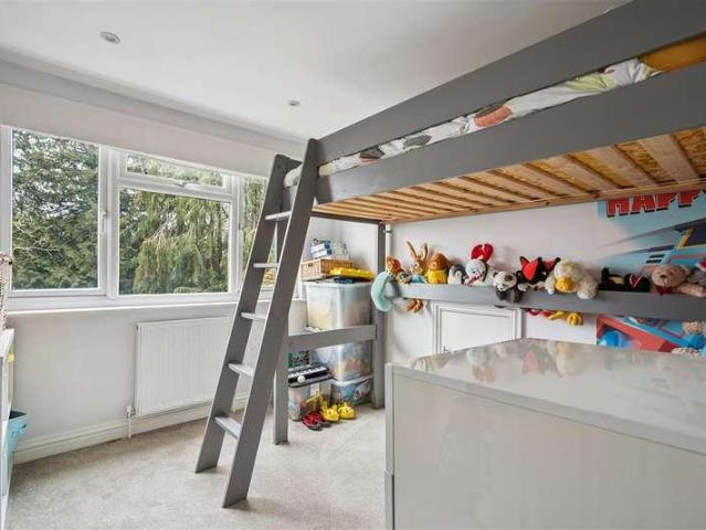 Flat for sale in Denham, Higher Denham