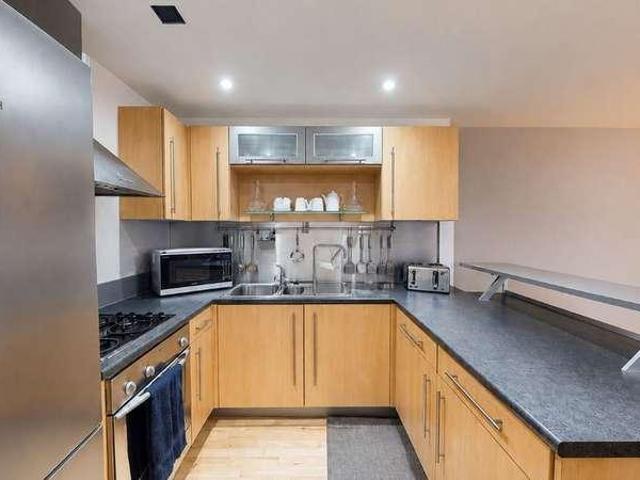 Flat for sale in Georgia, Greater Manchester