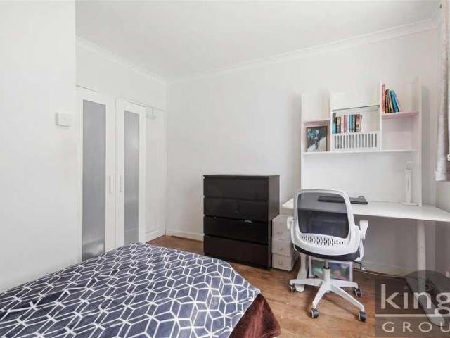Flat for sale in Greater London