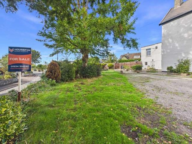 Flat for sale in Locking Parklands, Locking