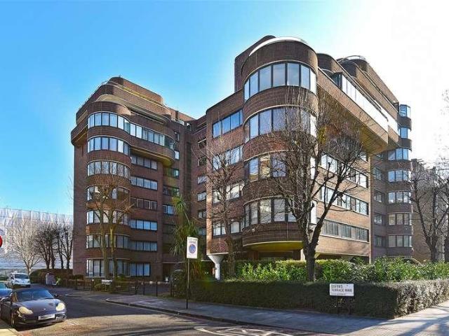 Flat for sale in City of Westminster, Greater London