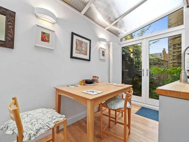 Flat for sale in Priors Estate, Chedburgh