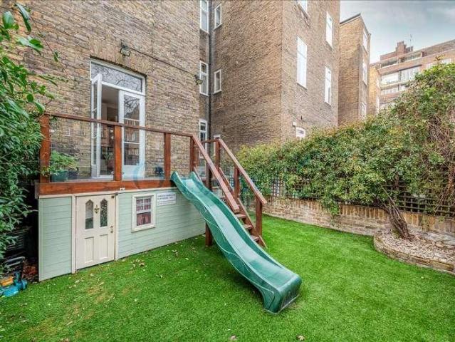 Flat for sale in Chelsea, Greater London
