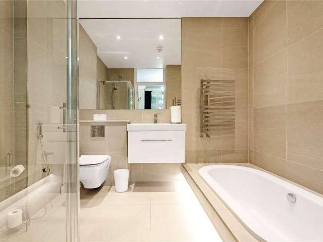 Flat for sale in East Marylebone, Marylebone