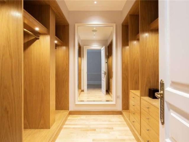 Flat for sale in Belgravia, Greater London