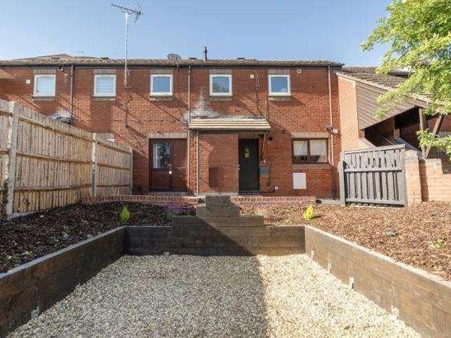 Flat for sale in Newtown, Reading