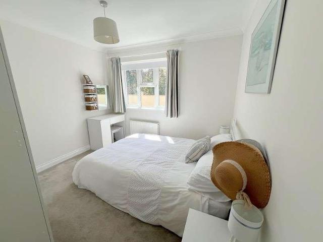Flat for sale in Old Milton, Ashurst Bridge