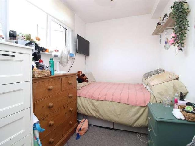 Flat for sale in Old Milton, Ashurst Bridge