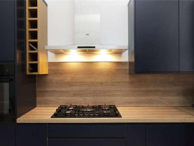 Flat for sale in West Kensington, Greater London