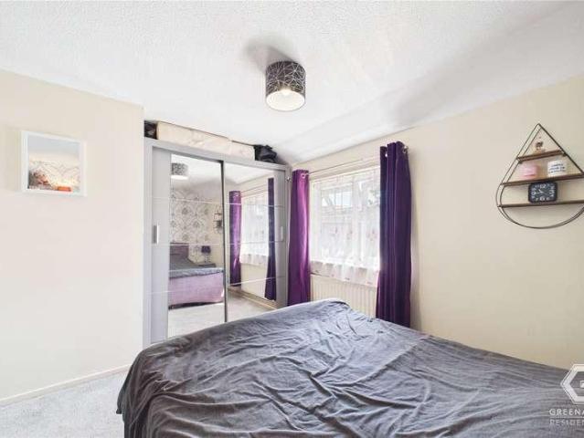 Flat for sale in Glynde, West Sussex