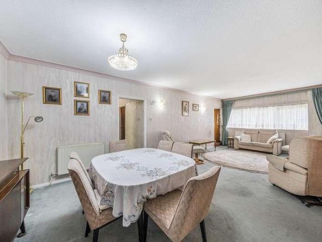 Flat for sale in Greater London