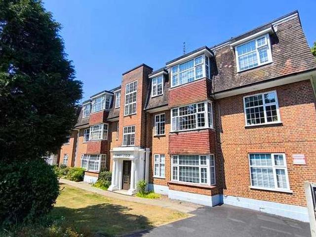 Flat for sale in Bournemouth