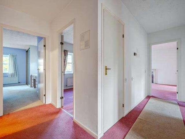 Flat for sale in Chipping Norton, Black Bourton