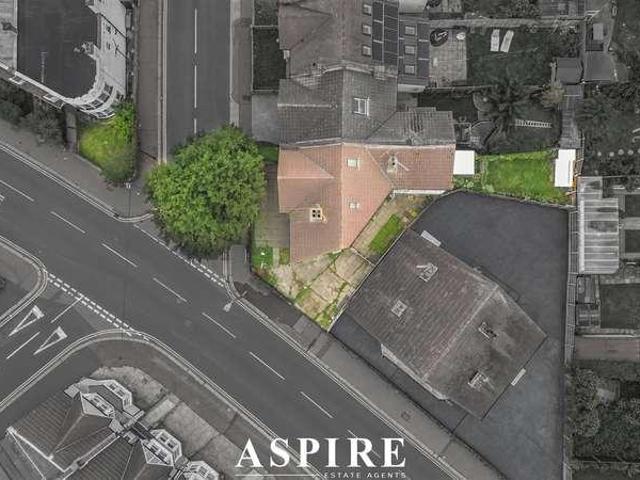 Flat for sale in Prittlewell, Southend-on-Sea