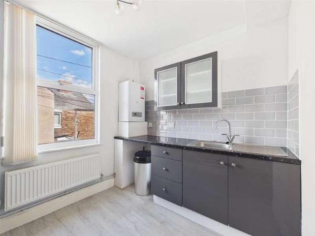 Flat for sale in Liscard