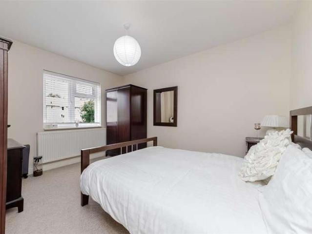 Flat for sale in Five Acres, Hertfordshire