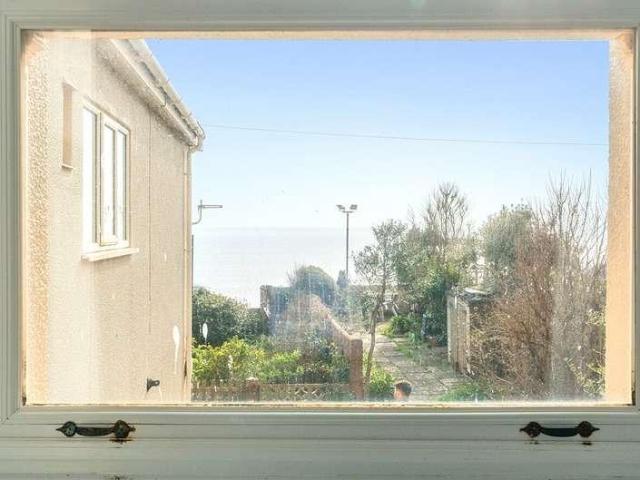 Flat for sale in Budleigh Salterton, Budlake