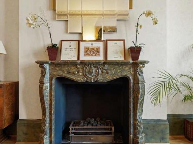Flat for sale in Belsize Park, Greater London