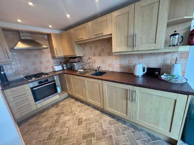 Flat for sale in Lostwithiel, Cornwall