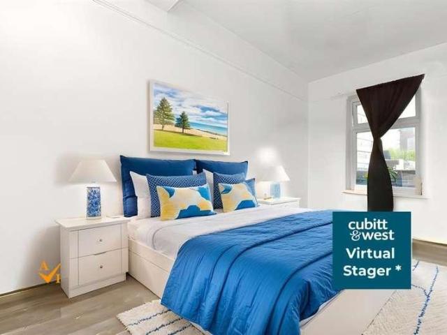 Flat for sale in London Borough of Croydon, Waddon