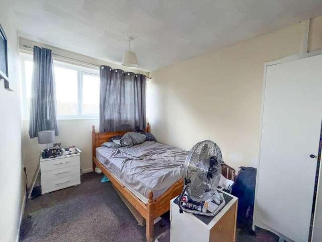 Flat for sale in New Catton, East Bank
