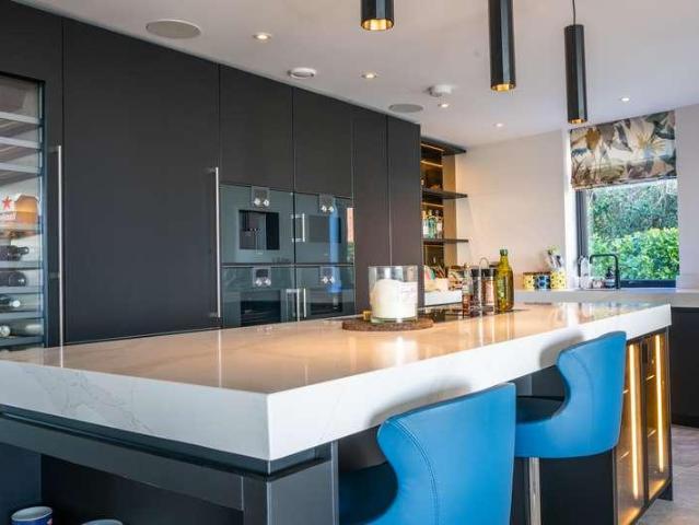 Flat for sale in Branksome Chine, Canford Cliffs