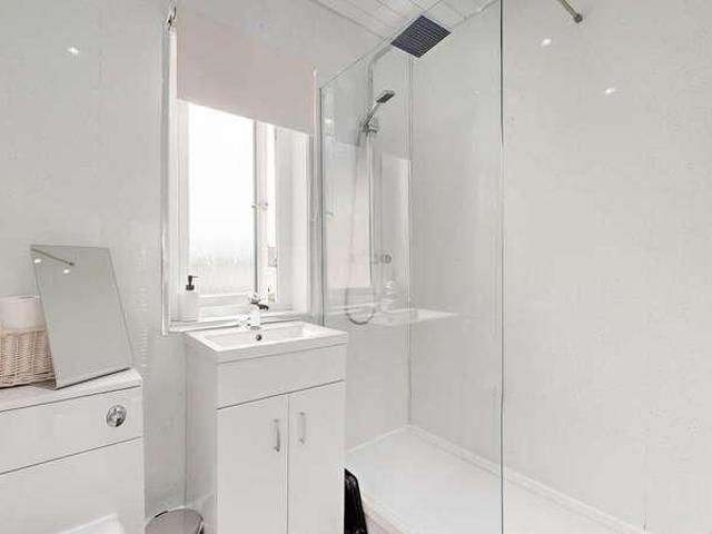 Flat for sale in Parkhall, Duntocher