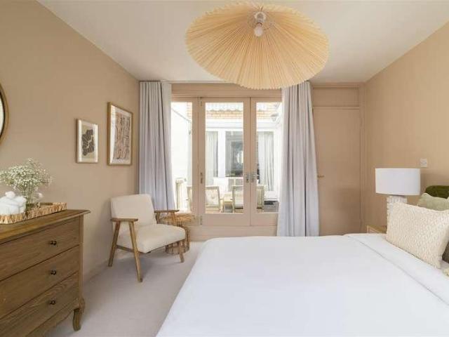 Flat for sale in Westbourne Green, Greater London