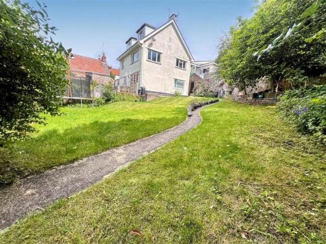 Flat for sale in Easton-in-gordano, North Somerset
