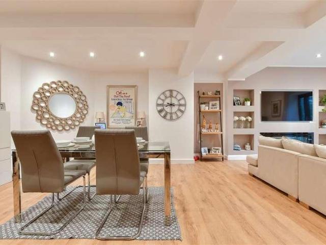 Flat for sale in East Cliff, Acol