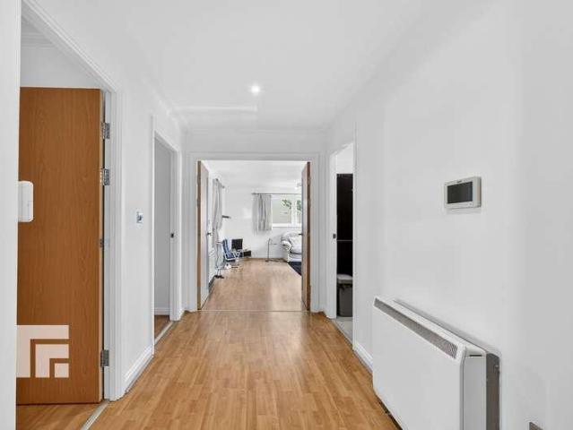 Flat for sale in Tiger Bay, Falcon Lodge