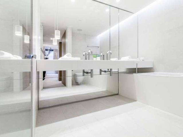 Flat for sale in East Marylebone, Mayfair