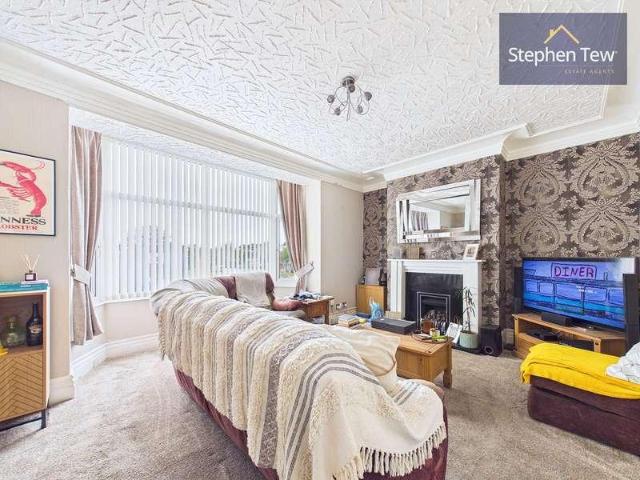 Flat for sale in Hawes Side, Blackpool