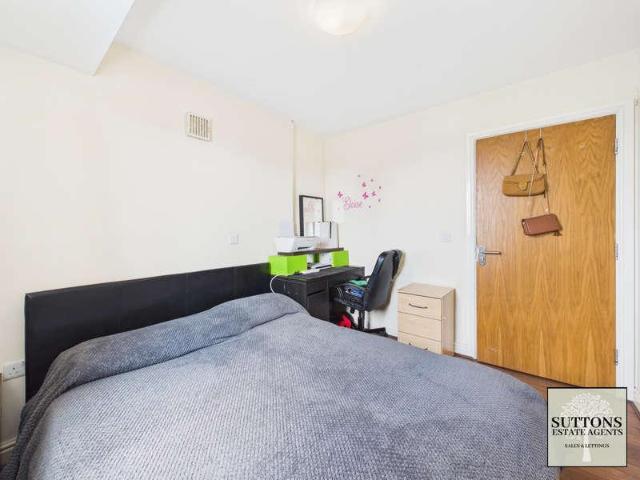Flat for sale in West Midlands