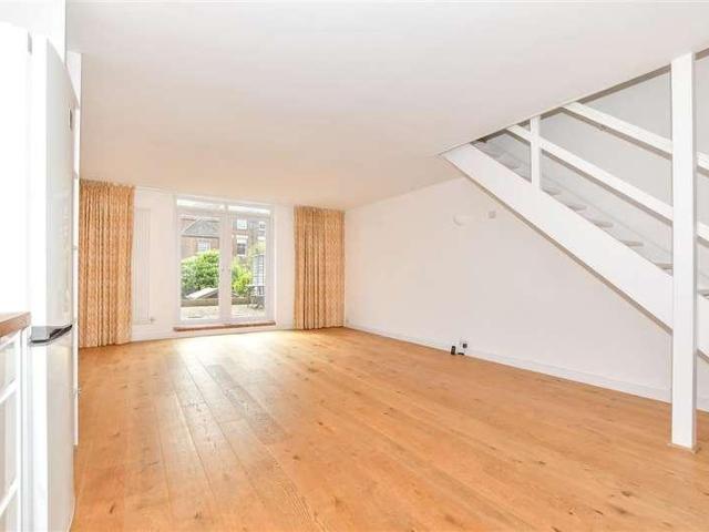 Flat for sale in Folkestone, Lynwood