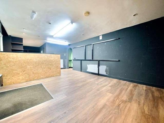 Flat for sale in Weymouth, East Dorset