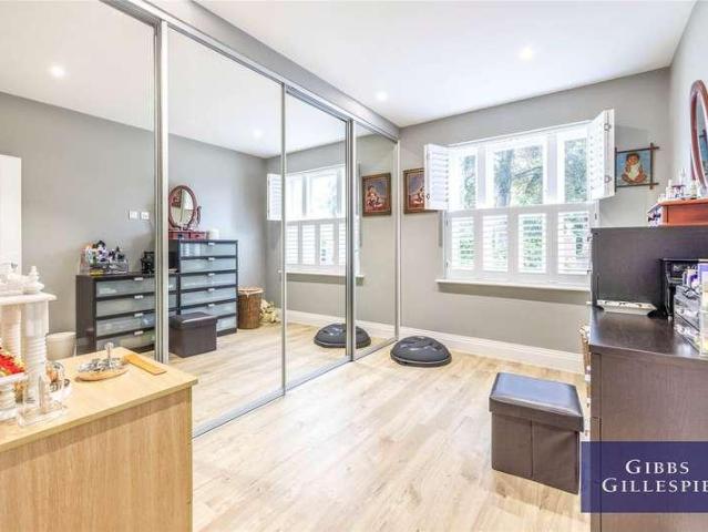 Flat for sale in London Borough of Hillingdon, Greater London