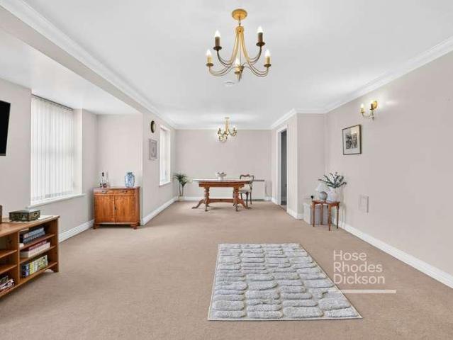 Flat for sale in Cowes, Isle Of Wight