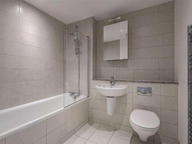 Flat for sale in Greater London