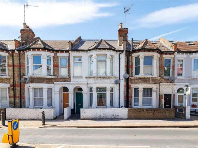 Flat for sale in Fulham, Sands End