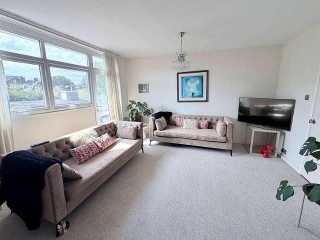 Flat for sale in Trafford Park, Greater Manchester
