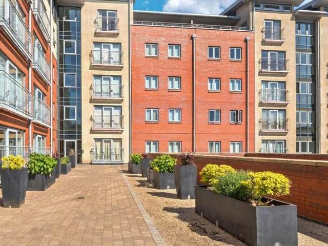 Flat for sale in Hoole, Two Mills