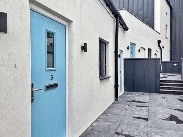 Flat for sale in Weymouth, East Dorset