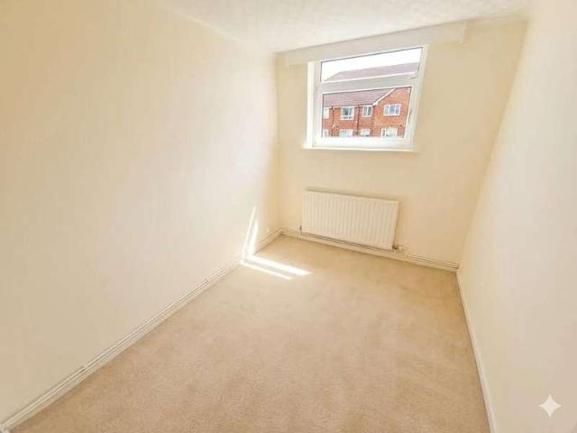 Flat for sale in Essex