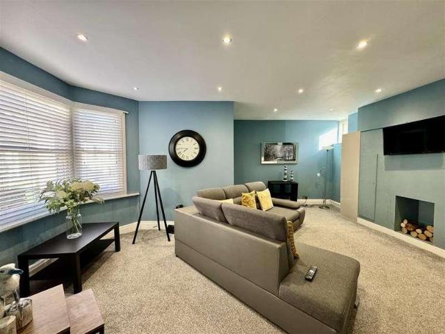 Flat for sale in The Old Town, Kepwick